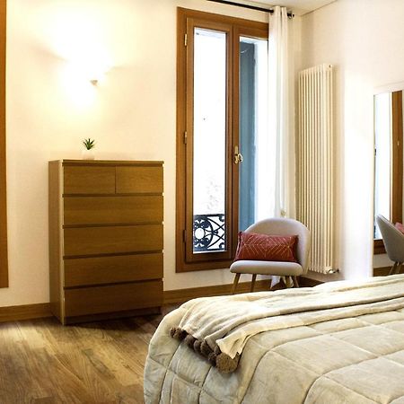 Dolfin Apartment * * * * * Treviso Bagian luar foto