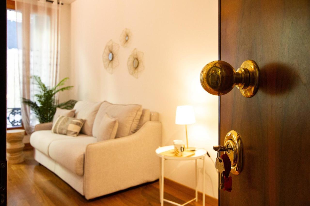 Dolfin Apartment * * * * * Treviso Bagian luar foto